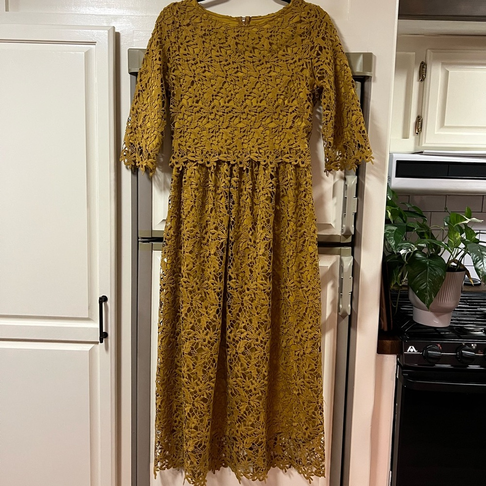 Embroidery Floral Midi Dress